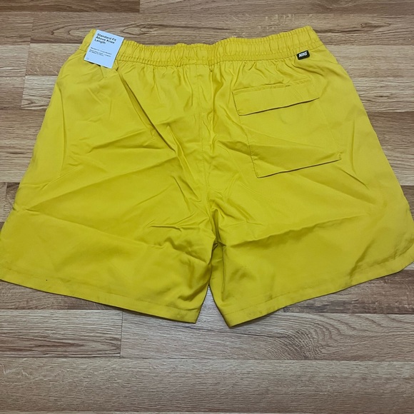 Nike Men’s Shorts - Picture 3 of 3